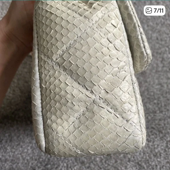 Genuine python quilted 2.55 ivory chain handbag - Picture 7 of 10